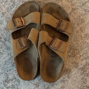 EUC Men’s Birkenstock Tan Leather Sandals